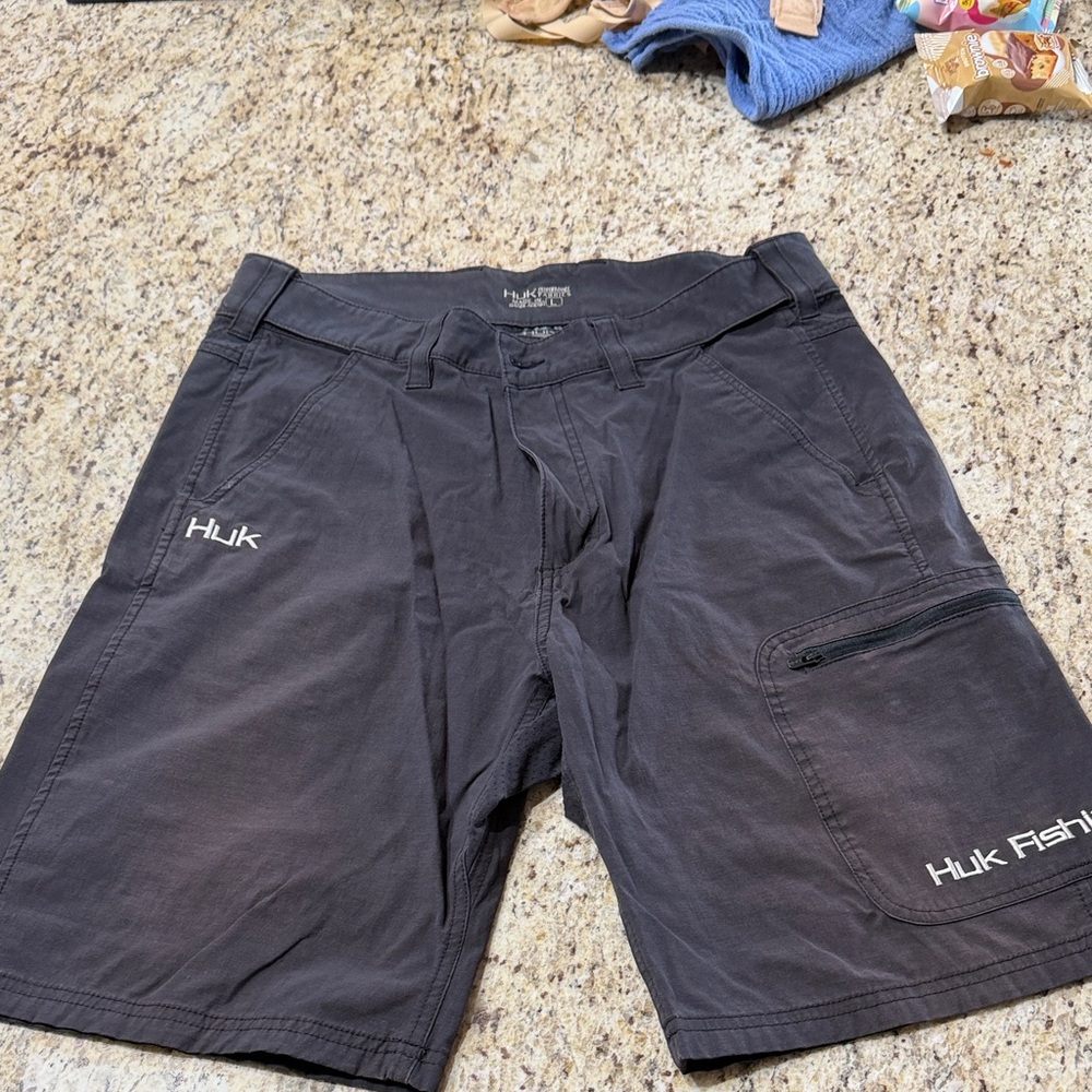 Huk Men's Dark Gray Cargo Shorts